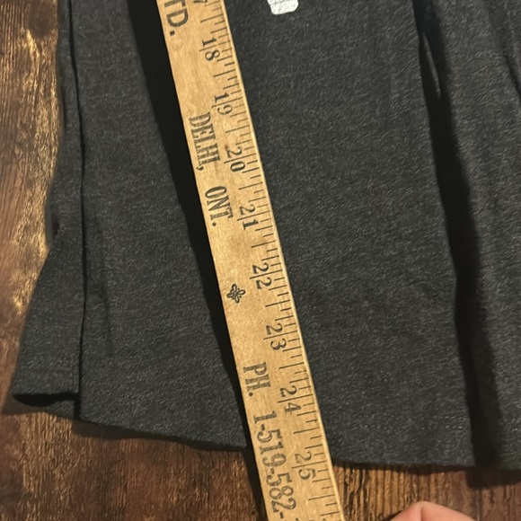 “Swearing always helps” graphic tank top - Picture 4 of 7